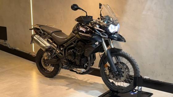 TRIUMPH TIGER 800XC TRIUMPH TIGER 800XC